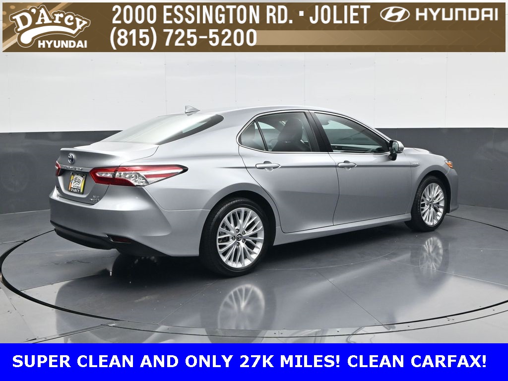 2020 Toyota Camry Hybrid XLE photo 5