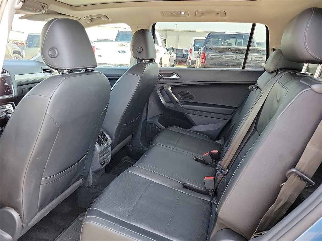 2020 Volkswagen Tiguan SE photo 10