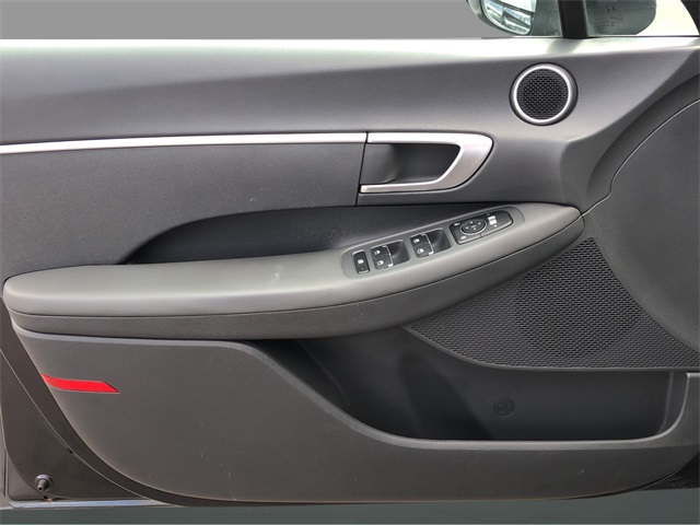 2022 Hyundai Sonata SE photo 17