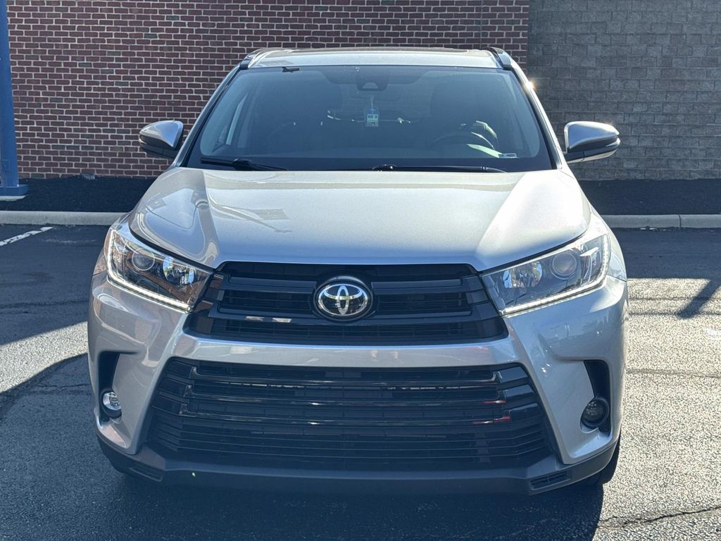 2019 Toyota Highlander SE XLE photo 8
