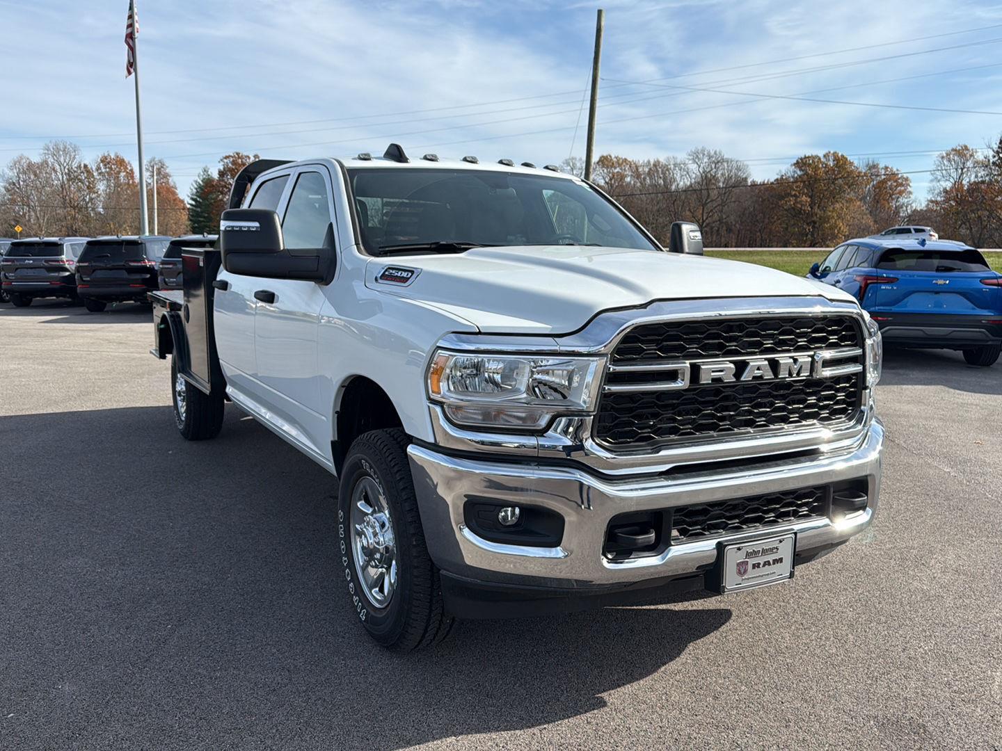 2024 Ram 2500 Tradesman photo 3