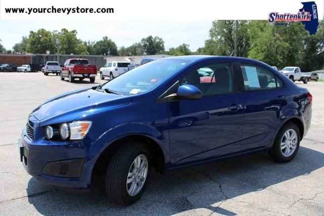 2012 Chevrolet Sonic LS photo 2