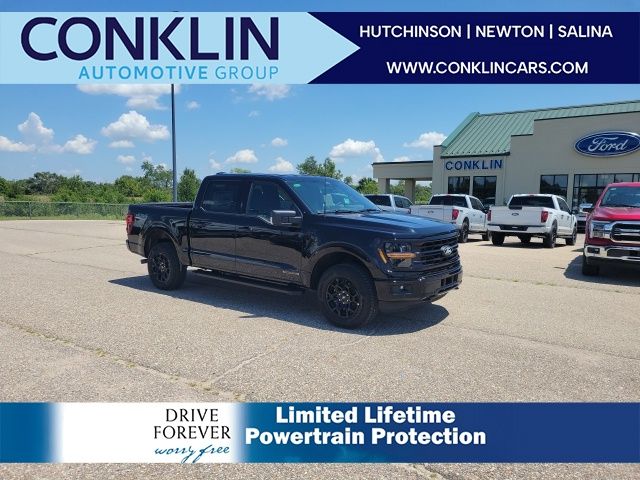 2025 Ford F-150 XLT's photo