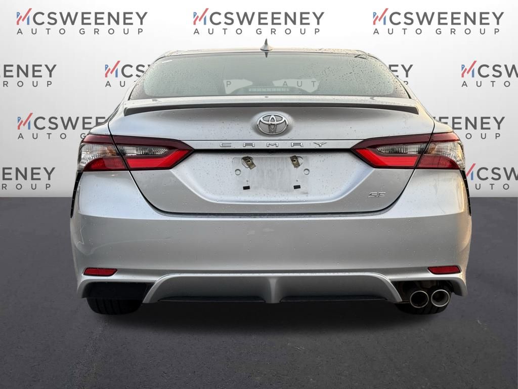 2024 Toyota Camry SE photo 4