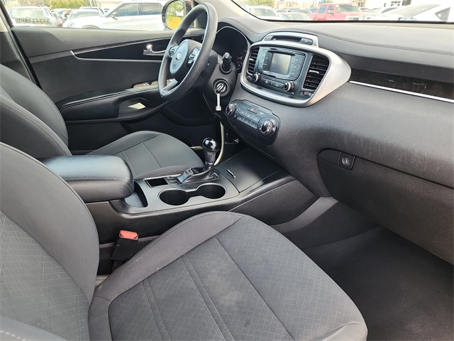 2018 Kia Sorento LX photo 16