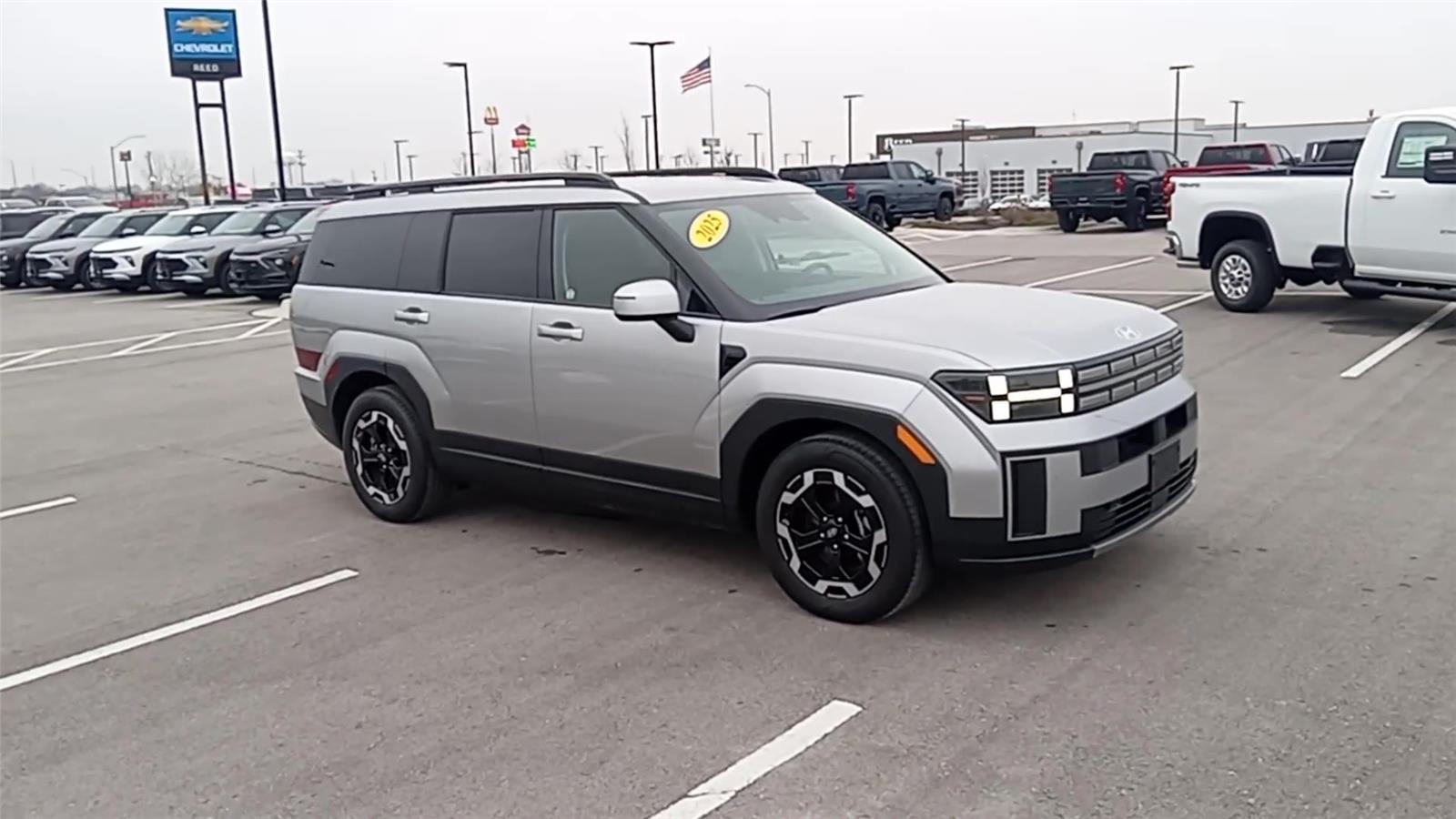 Used 2025 Hyundai Santa Fe SEL with VIN 5NMP2DGL4SH122458 for sale in Kansas City