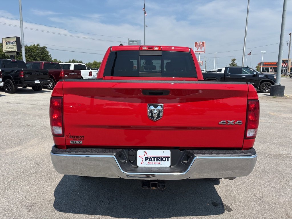2023 Ram 1500 Classic SLT photo 4