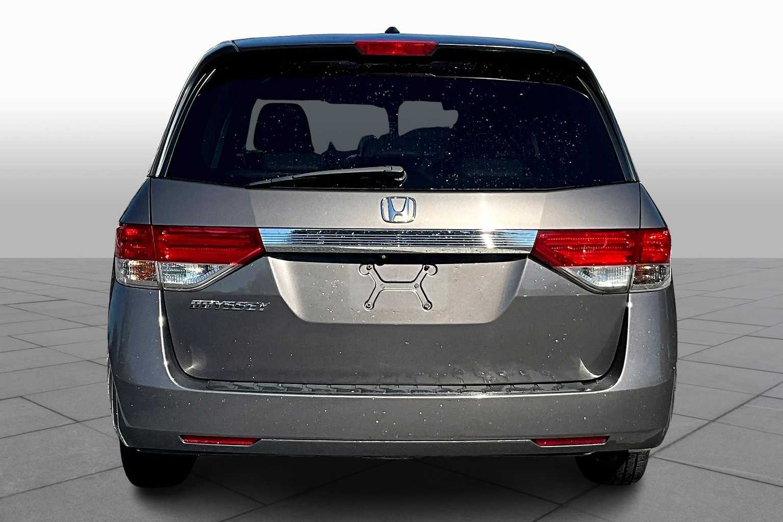 2016 Honda Odyssey EX-L photo 4
