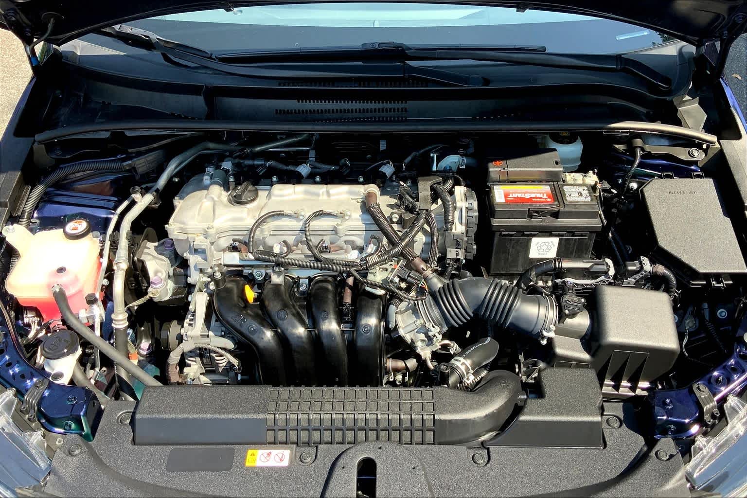 2020 Toyota Corolla LE photo 25