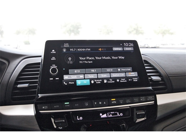 2026 Honda Odyssey photo 18