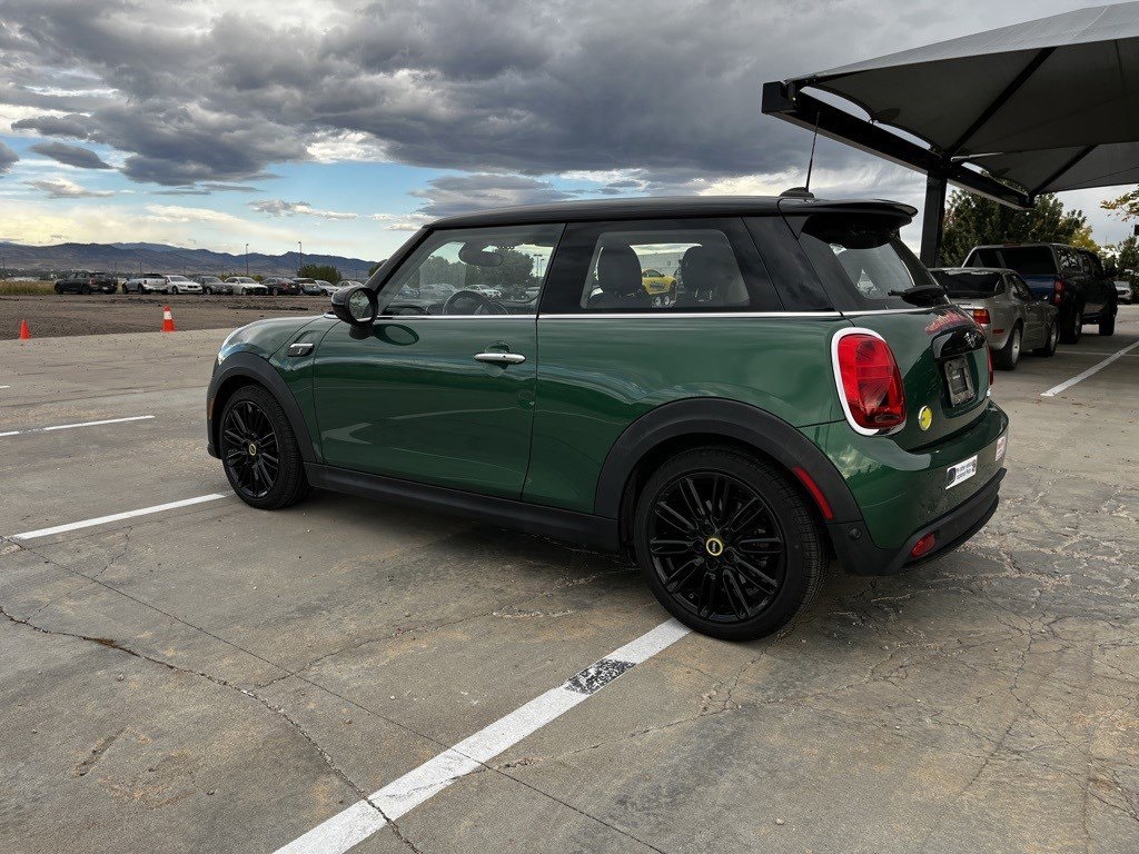 2022 Mini Cooper 2 Door Hardtop SE photo 4