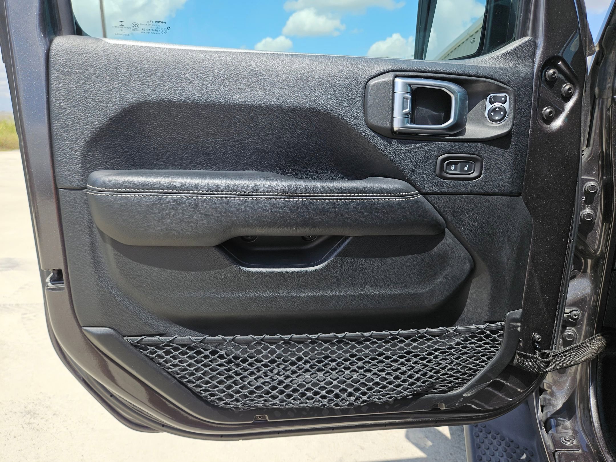 2018 Jeep Wrangler Unlimited Sahara photo 10