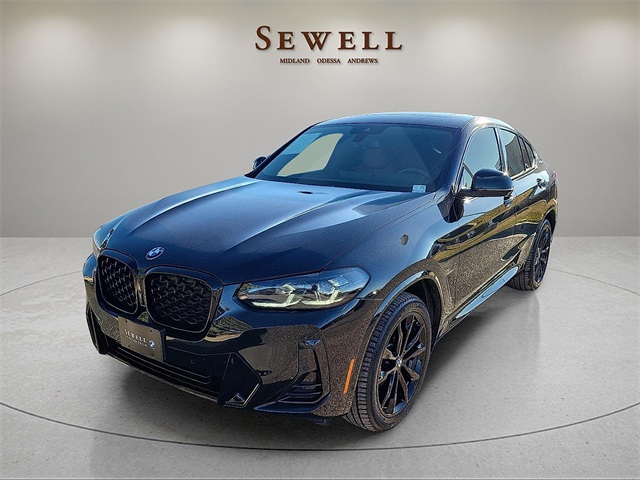 2025 BMW X4 30i's photo