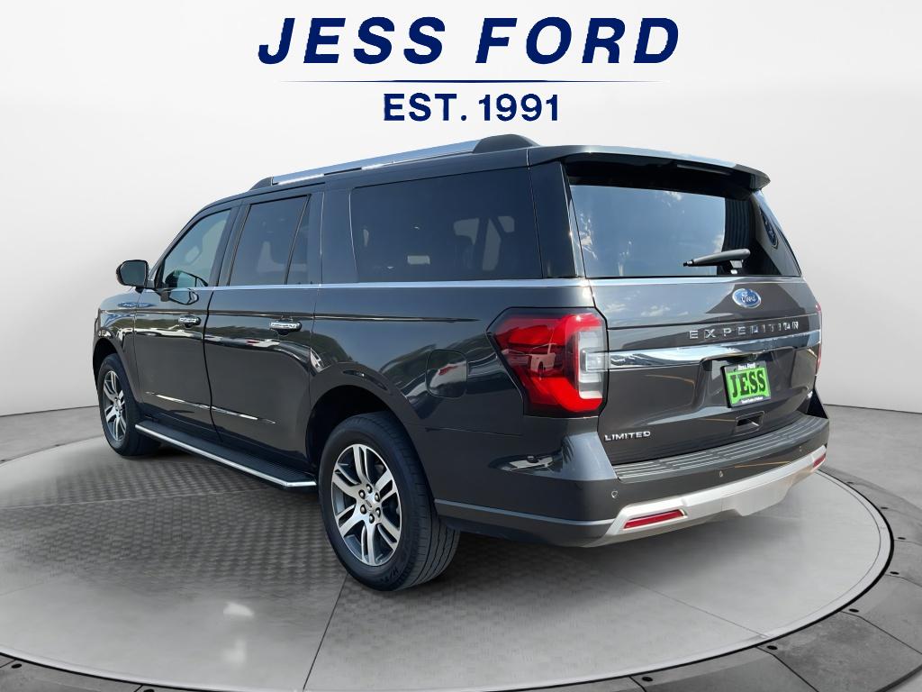 2023 Ford Expedition MAX Limited photo 3