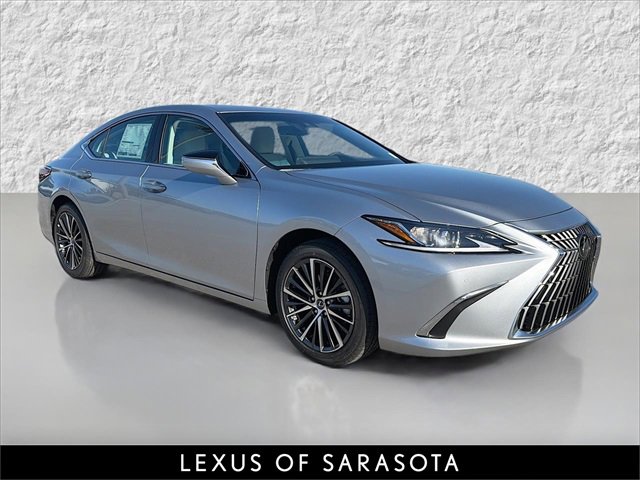 2025 Lexus ES 350's photo