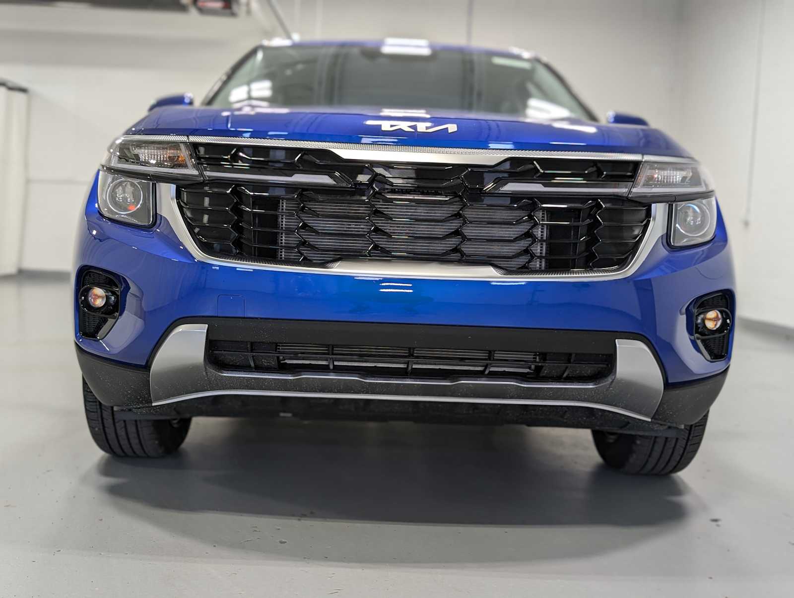 2026 Kia Seltos S photo 2