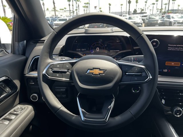 2025 Chevrolet Suburban LS photo 12
