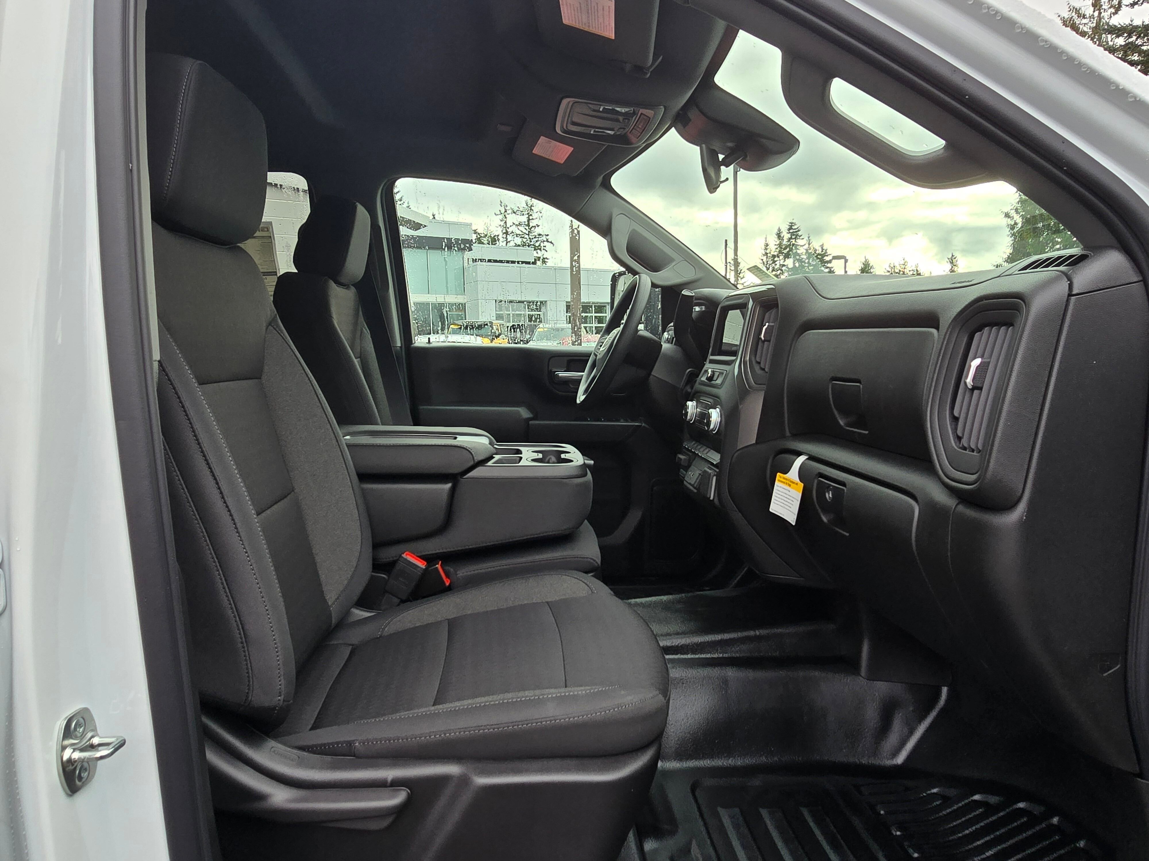 2026 Gmc Sierra 2500 HD Pro photo 4