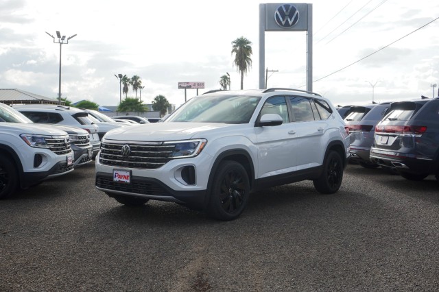 2026 Volkswagen Atlas SE w/Tech's photo