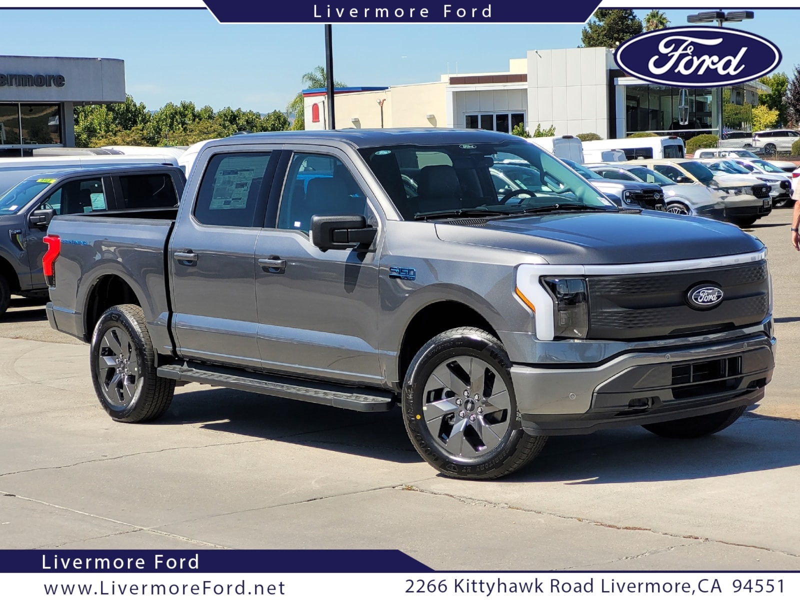 2025 Ford F-150 Lightning Flash's photo