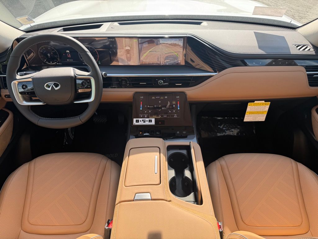 2025 Infiniti QX80 Luxe photo 8