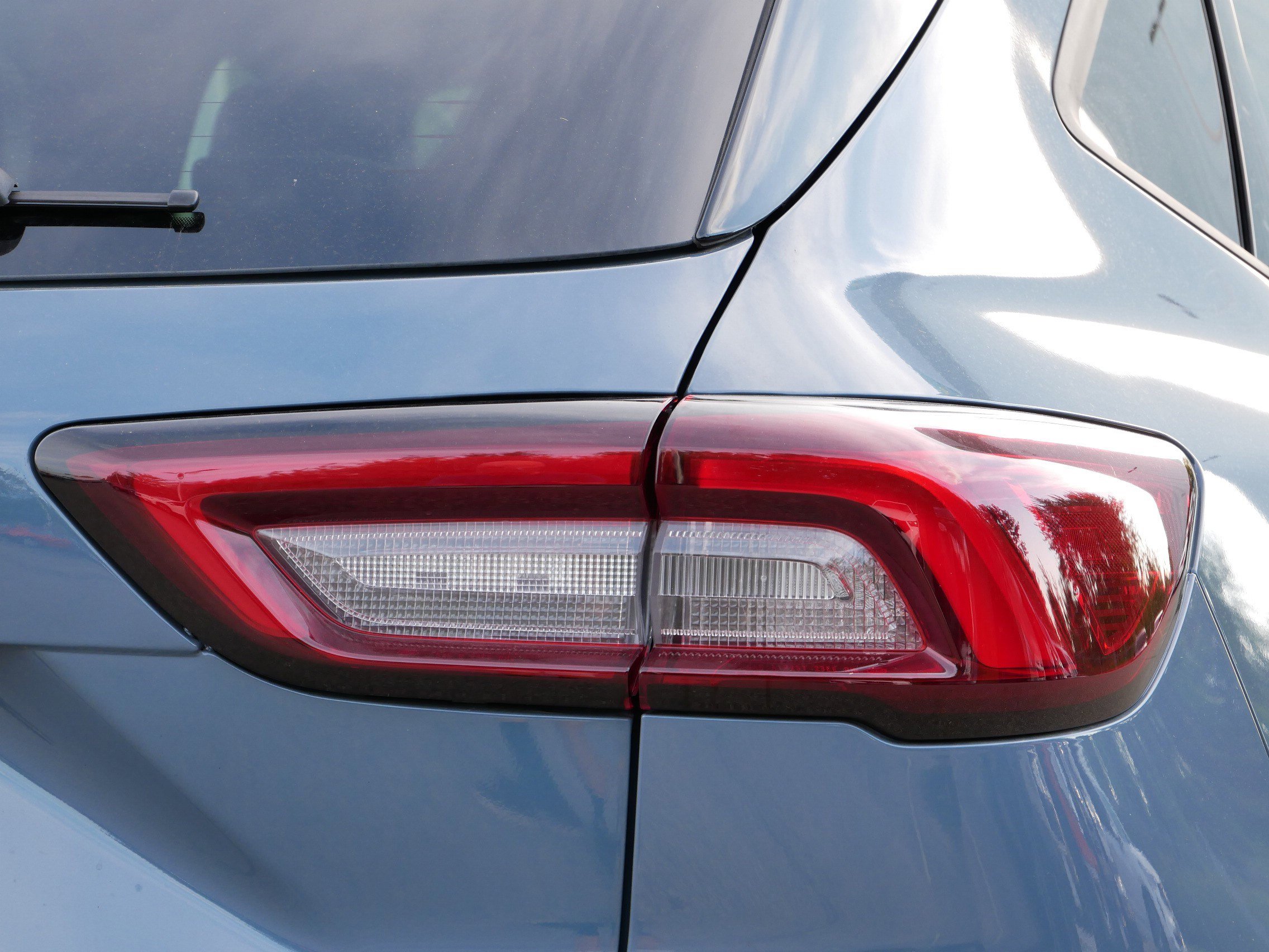 2025 Ford Escape ST-Line photo 16