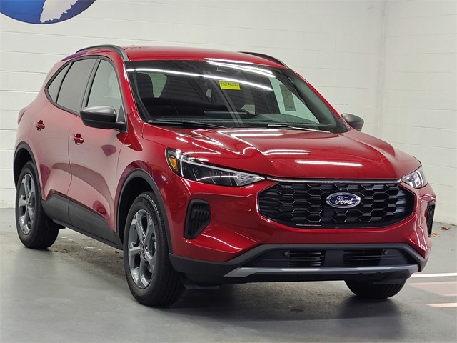 2025 Ford Escape ST-Line photo 2