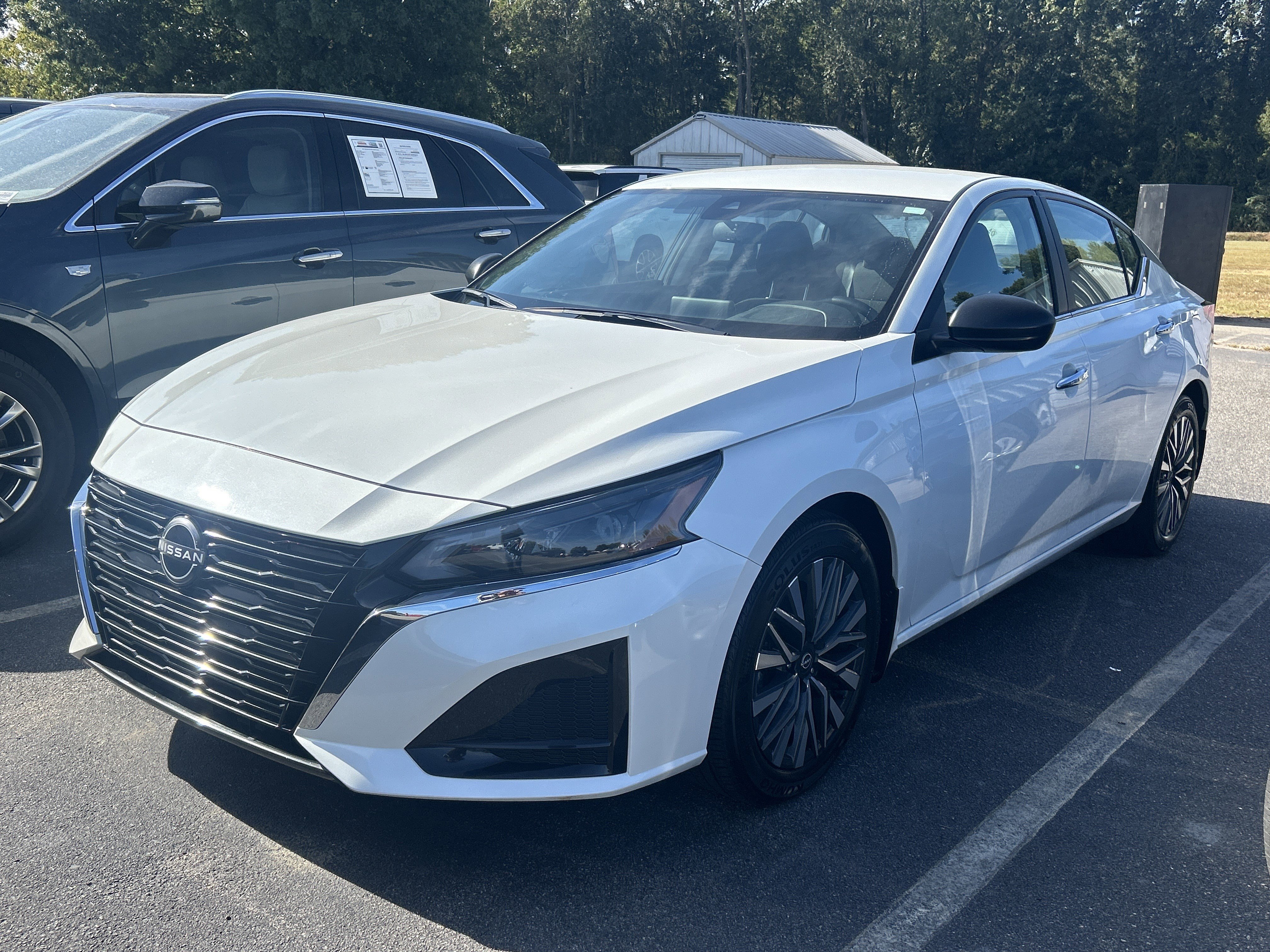 2024 Nissan Altima SV's photo