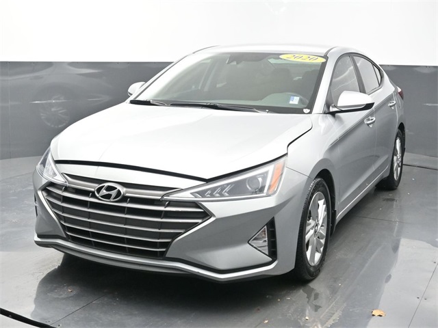 2020 Hyundai Elantra SEL's photo