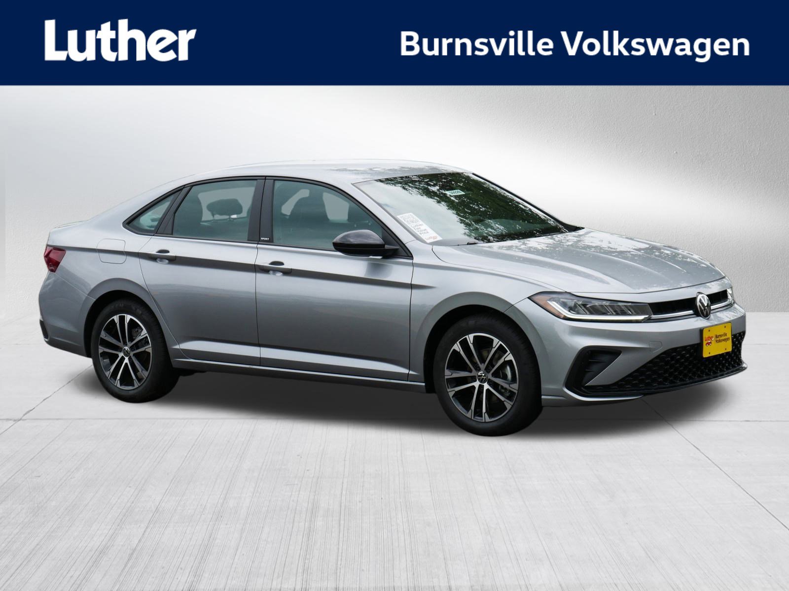 2025 Volkswagen Jetta Sport's photo