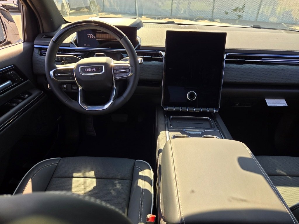 2026 Gmc Sierra EV AT4 photo 18