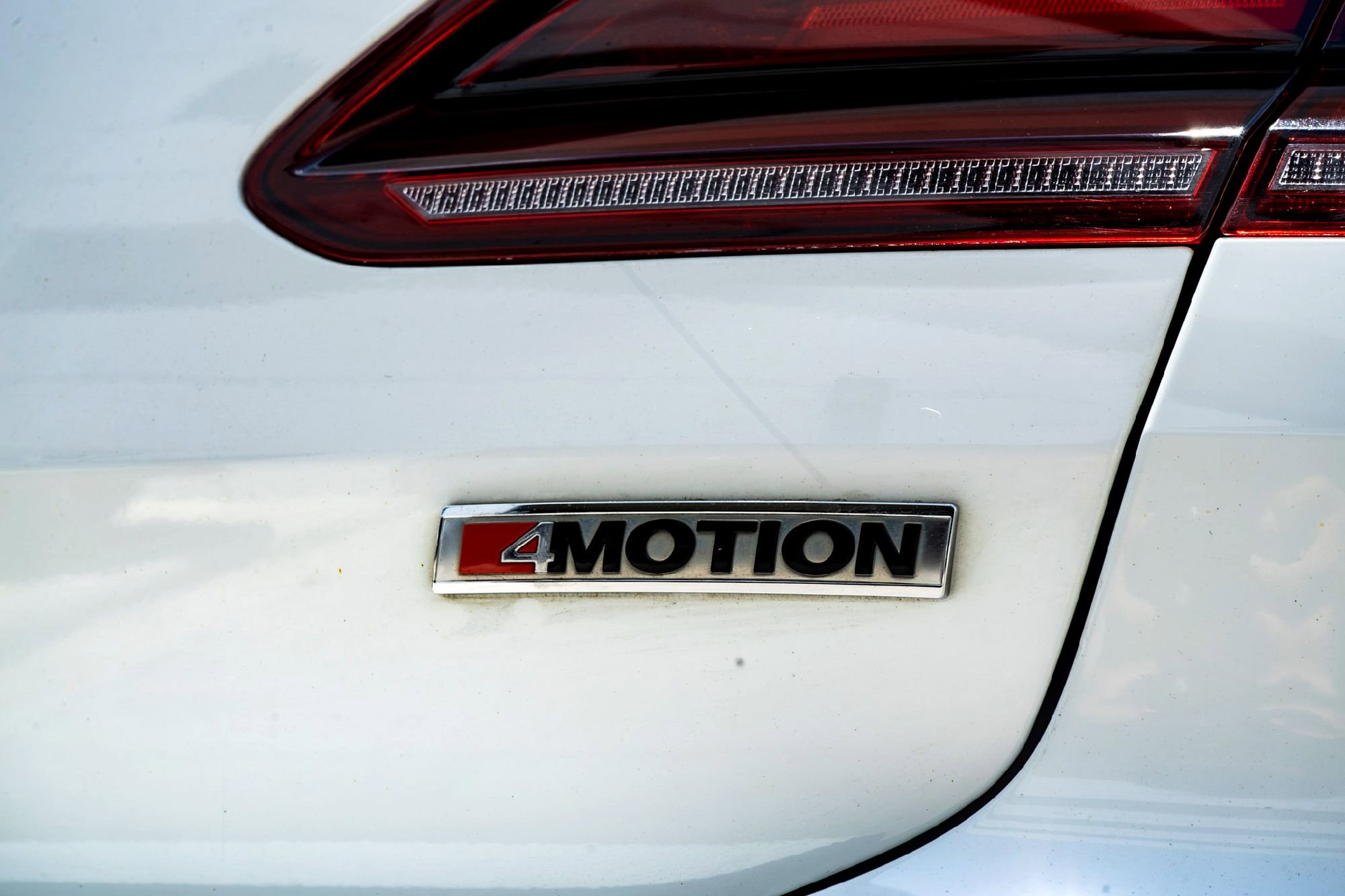 2020 Volkswagen Arteon SE photo 7