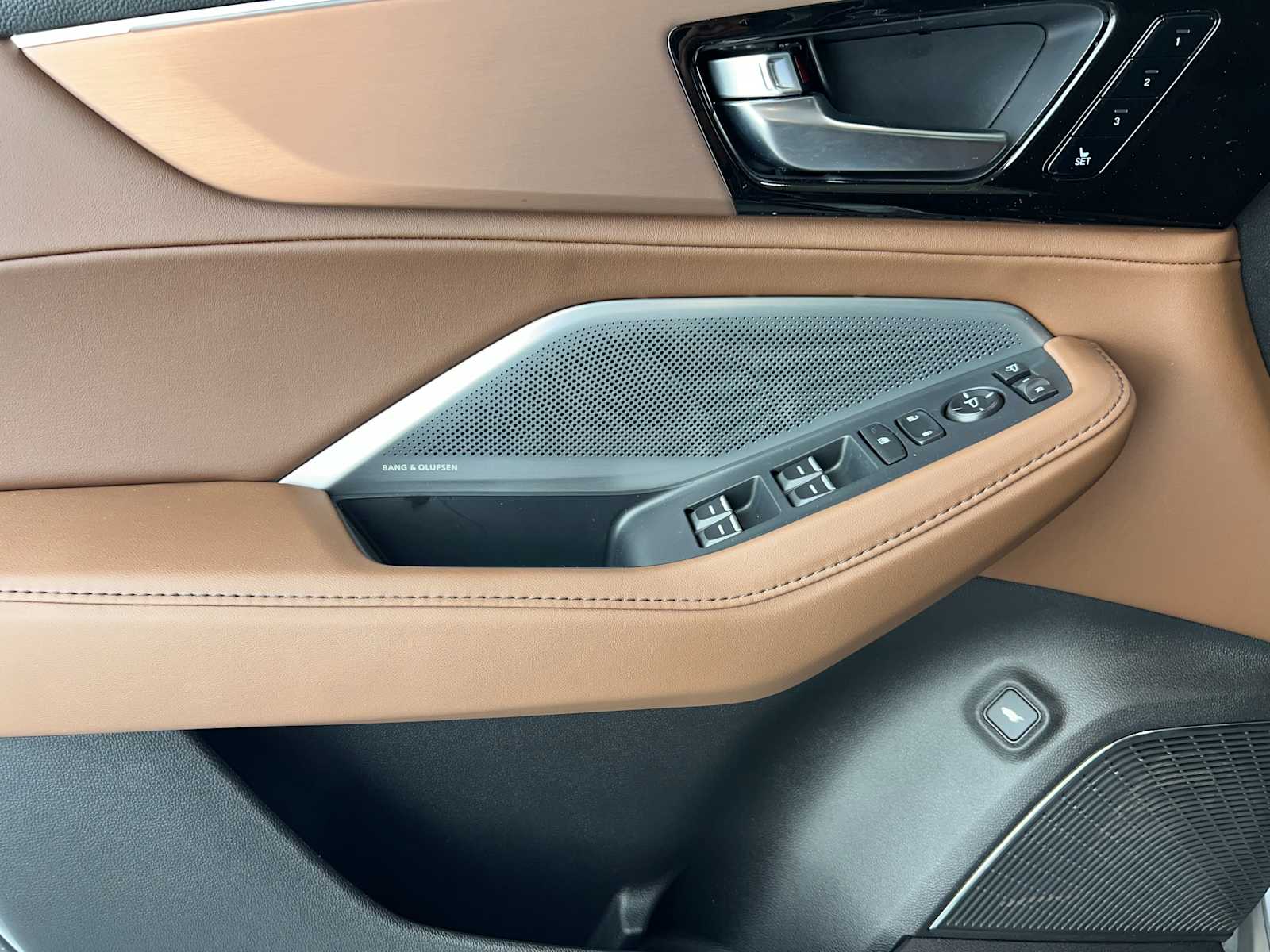 2026 Acura MDX SH-AWD Technology photo 15