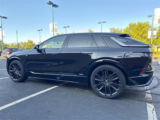 2026 Cadillac Lyriq photo 4
