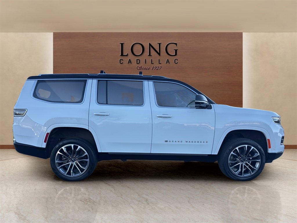 2024 Jeep Grand Wagoneer III photo 3