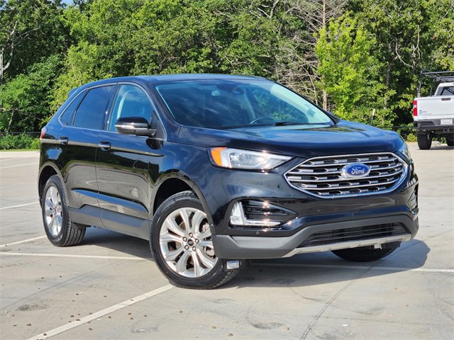 2023 Ford Edge Titanium's photo