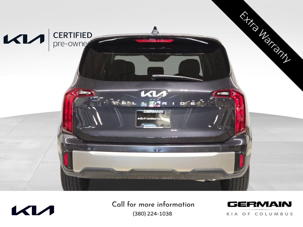 2025 Kia Telluride LX photo 4