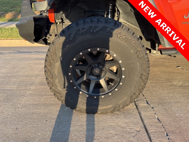 2018 Jeep Wrangler Unlimited Sahara photo 9