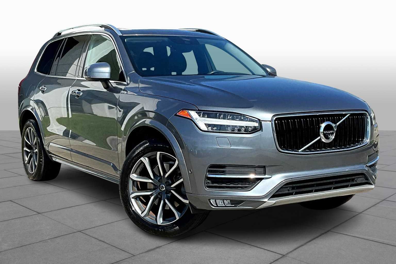 2018 Volvo XC90 Momentum photo 2