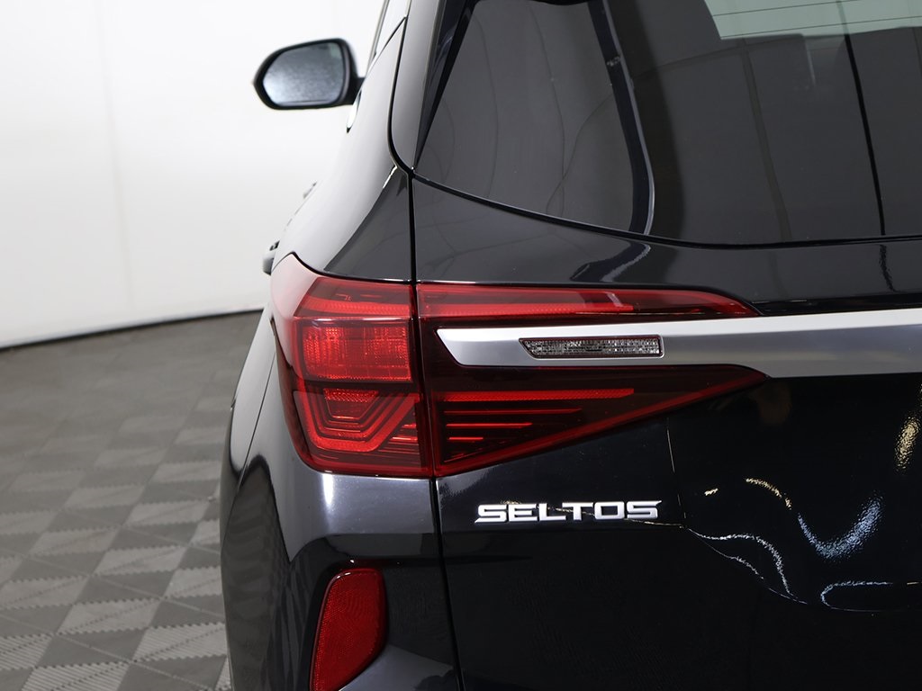 2023 Kia Seltos S photo 7