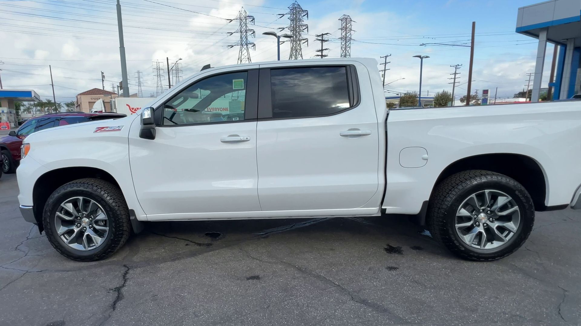 2026 Chevrolet Silverado 1500 LT photo 39