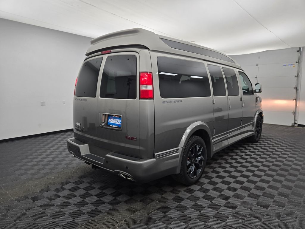 2023 Gmc Savana 2500 Cargo photo 3