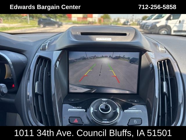 2015 Ford C-Max Hybrid SEL photo 18