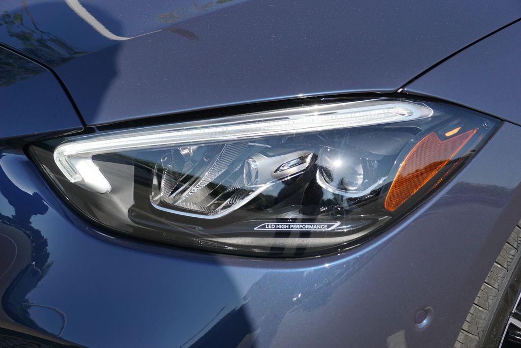 2025 Mercedes Benz C 300 photo 11