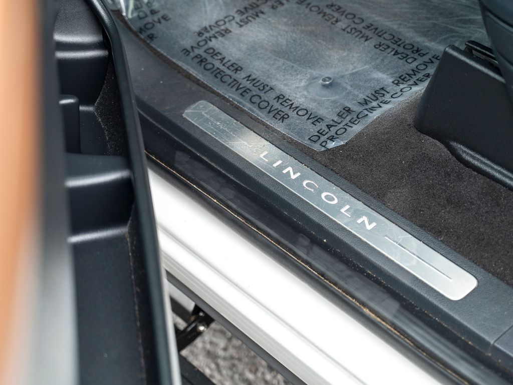 2024 Lincoln Navigator L Reserve photo 14