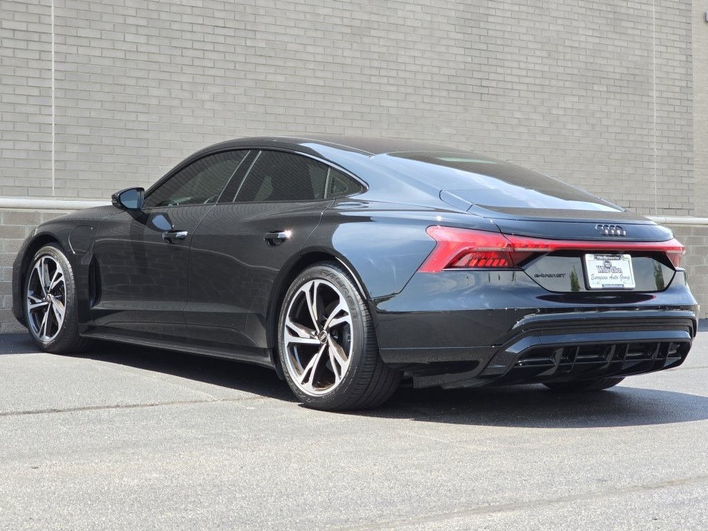 2023 Audi e-tron GT Premium Plus photo 3