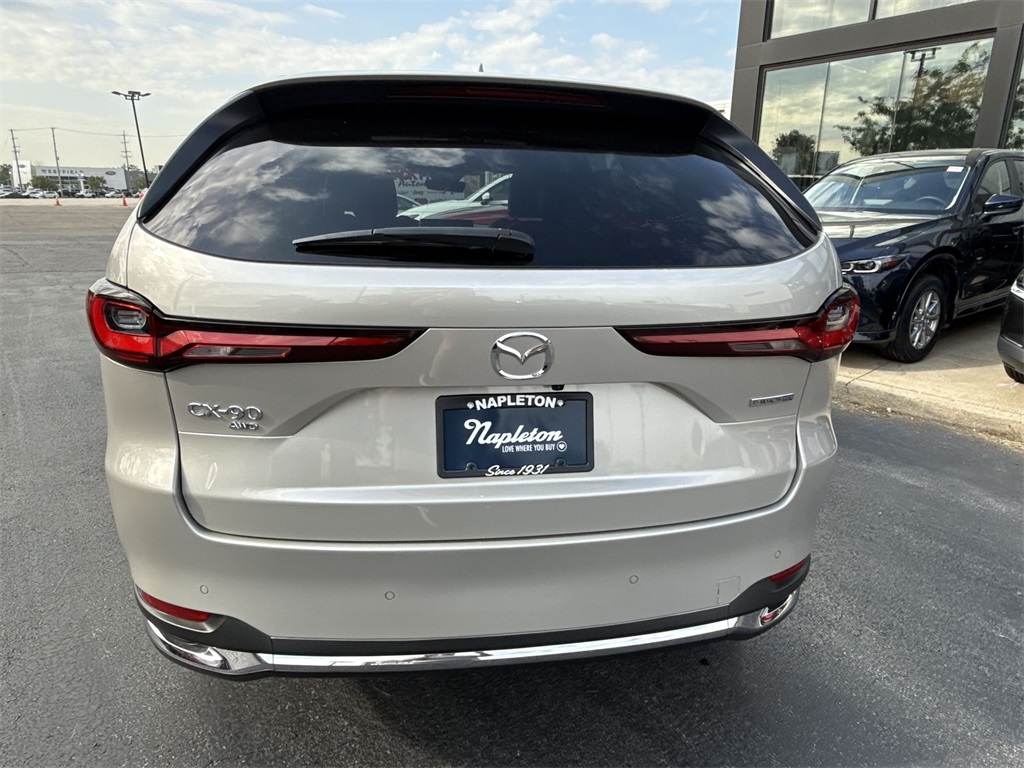 2024 Mazda CX-90 Plug-in Hybrid Premium Plus photo 2