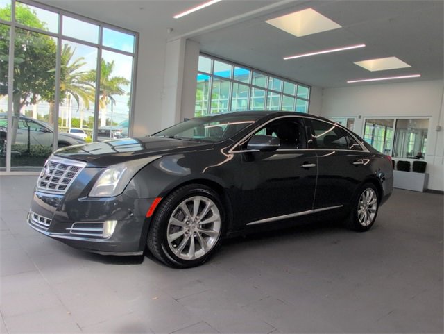 2014 Cadillac XTS Luxury photo 4