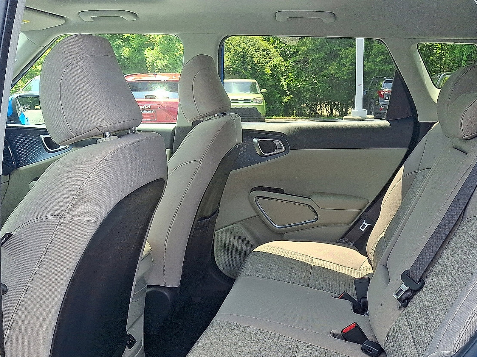 2025 Kia Soul EX photo 5