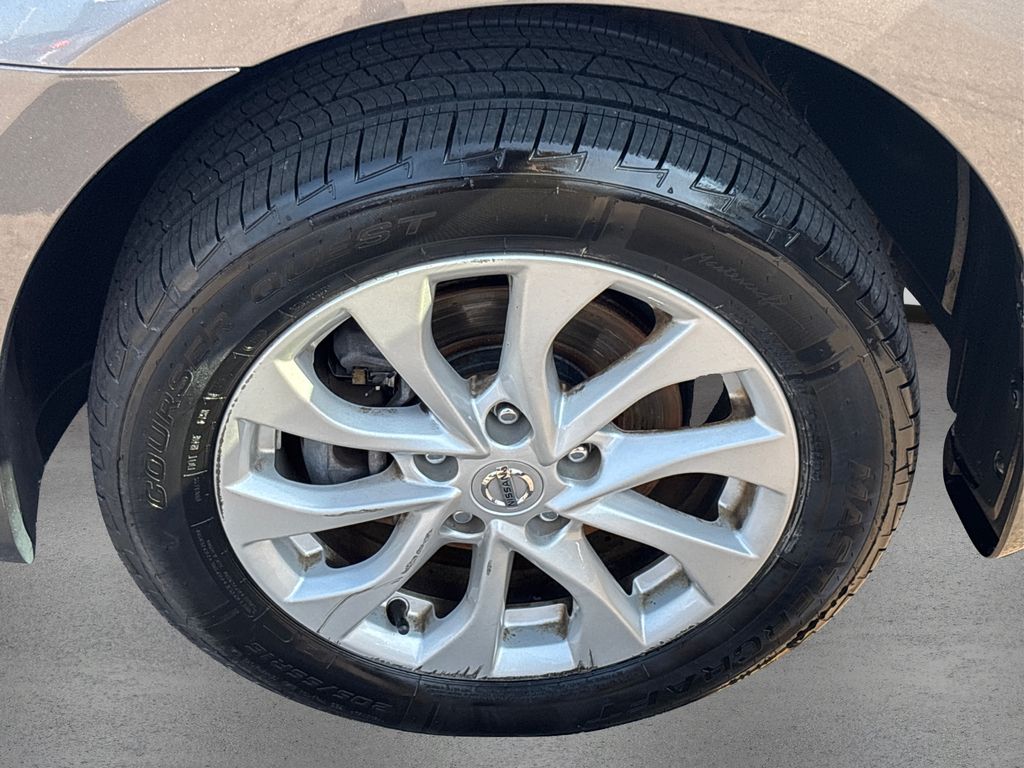 2019 Nissan Sentra SV photo 10